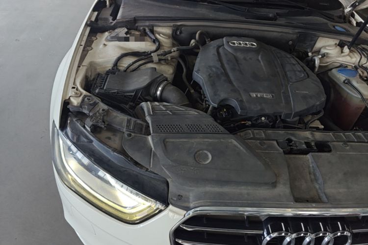 Used Audi A4L 2016 35 TFSI Automatic Comfort Model Engine Bay Right