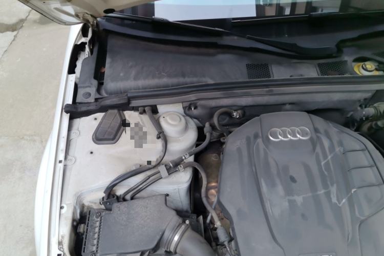 Used Audi A4L 2016 35 TFSI Collector's Edition Automatic Standard Model Engine Bay Right