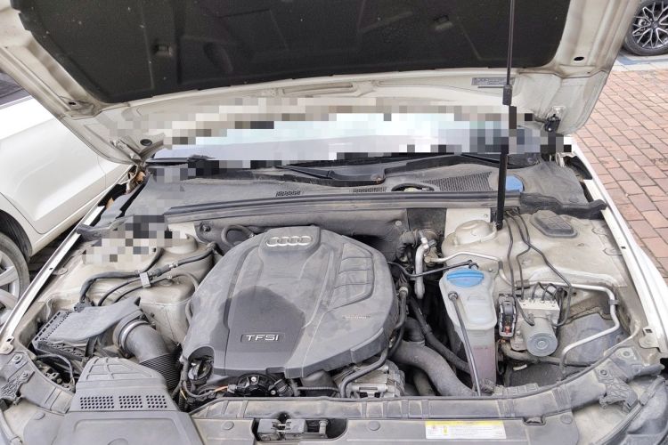 Used Audi A4L 2016 35 TFSI Automatic Comfort Model Engine Bay