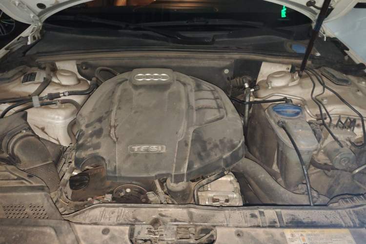 Used Audi A4L 2016 35 TFSI Collection Edition S line Comfort Model Engine Bay