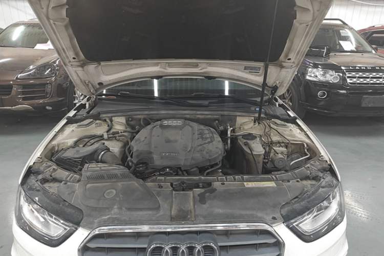 Used Audi A4L 2016 35 TFSI Collection Edition S line Comfort Model Engine Bay