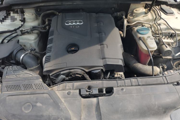 Used Audi A4L 2016 30 TFSI Collector's Edition Automatic Comfort Model Engine Bay
