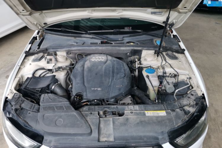 Used Audi A4L 2016 35 TFSI Collector's Edition Automatic Standard Model Engine Bay