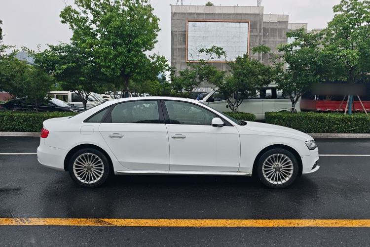 Used Audi A4L 2016 35 TFSI Collector's Edition Automatic Standard Model Exterior 2