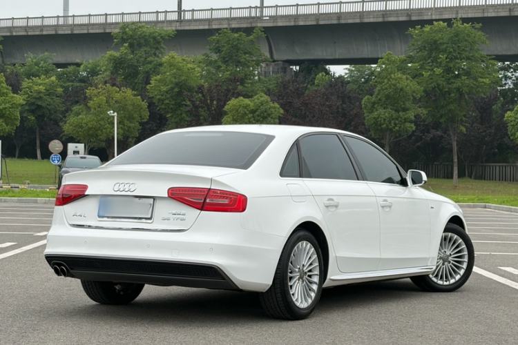 Used Audi A4L 2016 35 TFSI Collection Edition S line Comfort Model Exterior 2