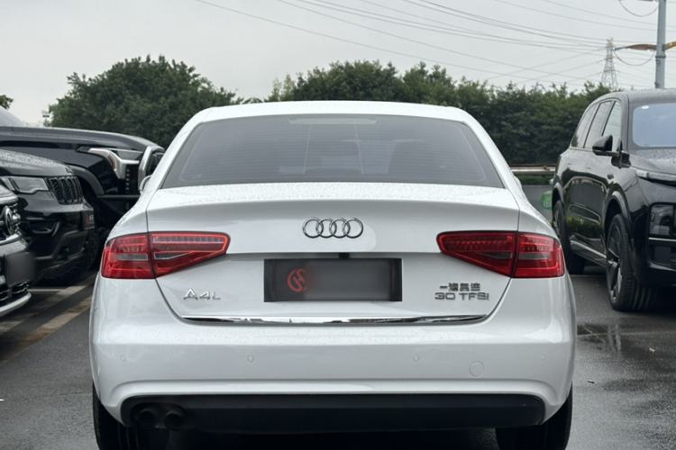 Used Audi A4L 2016 30 TFSI Collector's Edition Automatic Comfort Model Exterior 3