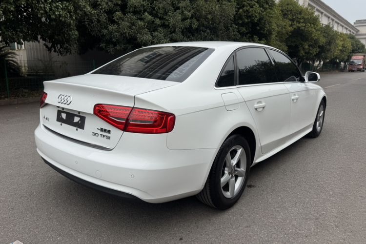 Used Audi A4L 2016 30 TFSI Collector's Edition Automatic Comfort Model Exterior 3