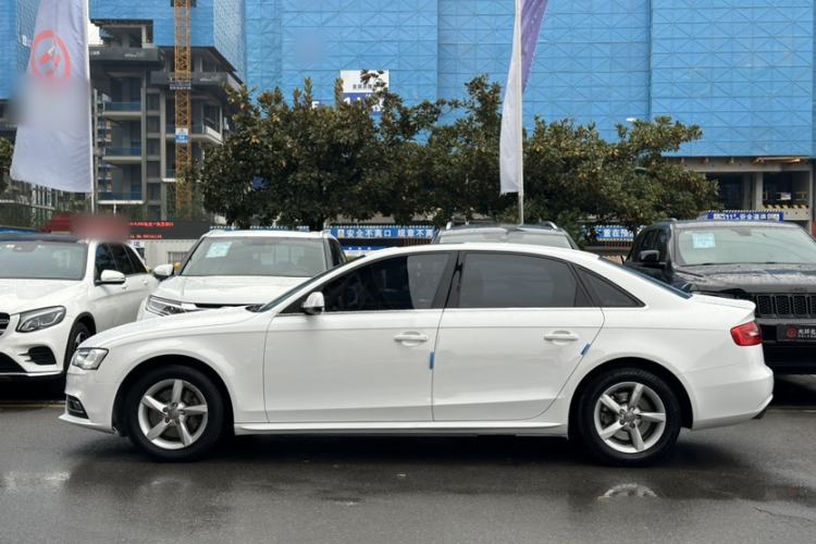 Used Audi A4L 2016 30 TFSI Collector's Edition Automatic Comfort Model Exterior 4