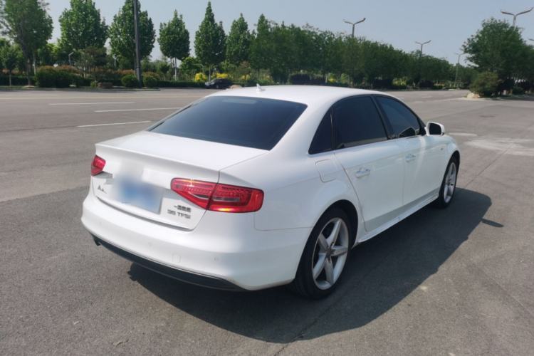 Used Audi A4L 2016 35 TFSI Collection Edition S line Luxury Model Exterior 4