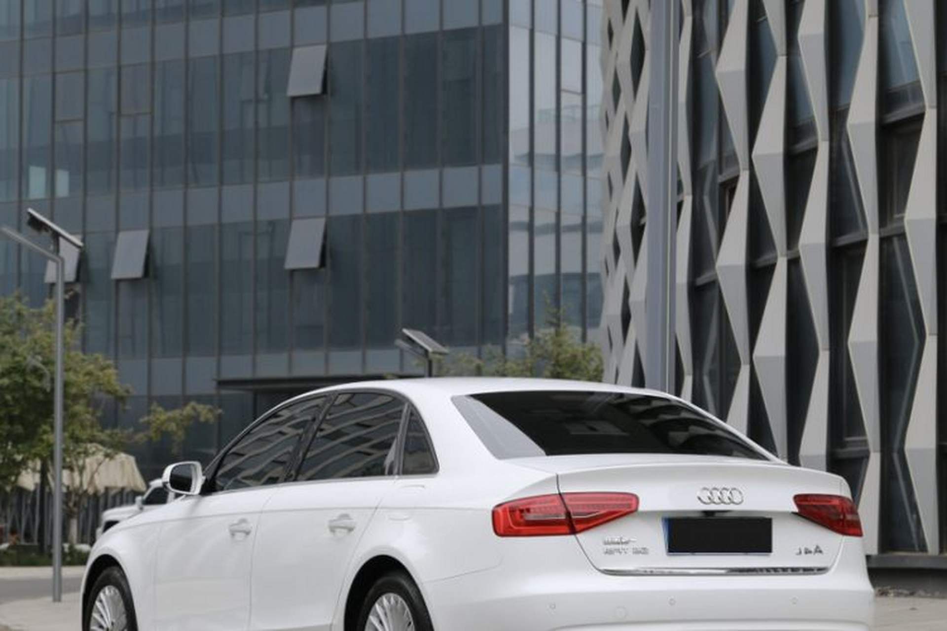 Used Audi A4L 2016 35 TFSI Automatic Comfort Model Exterior 5
