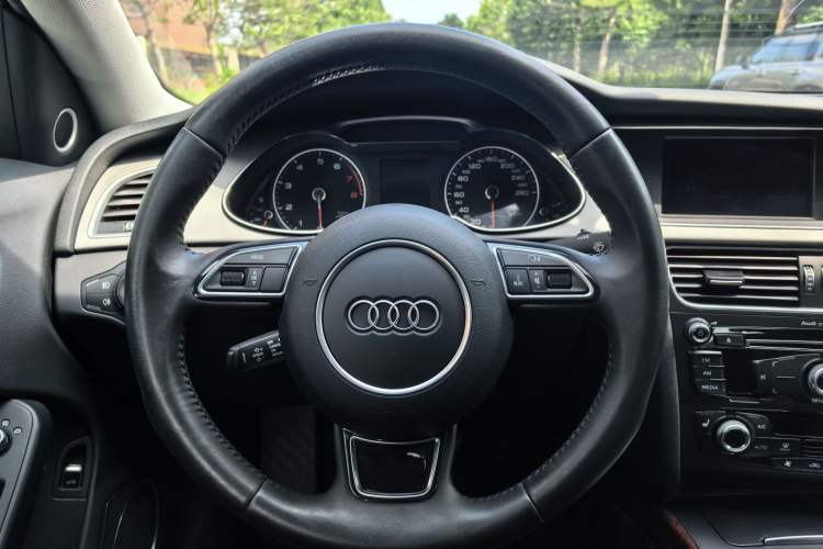 Used Audi A4L 2016 35 TFSI Collection Edition S line Comfort Model Exterior 5