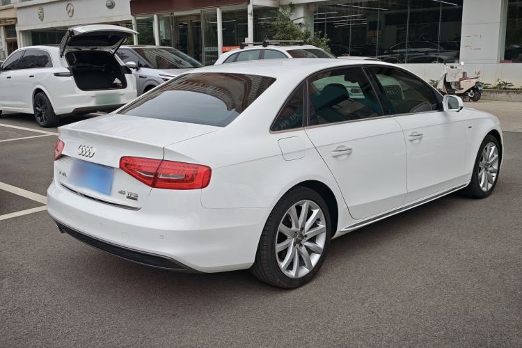 Used Audi A4L 2016 45 TFSI Collection Edition quattro Personalized Sports Model Exterior 5