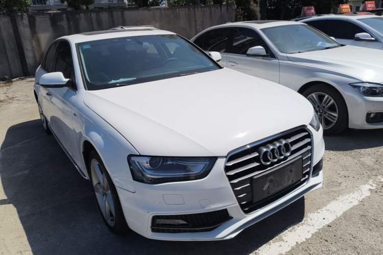 Used Audi A4L 2016 35 TFSI Collection Edition S line Luxury Model Front Right 45 Deg