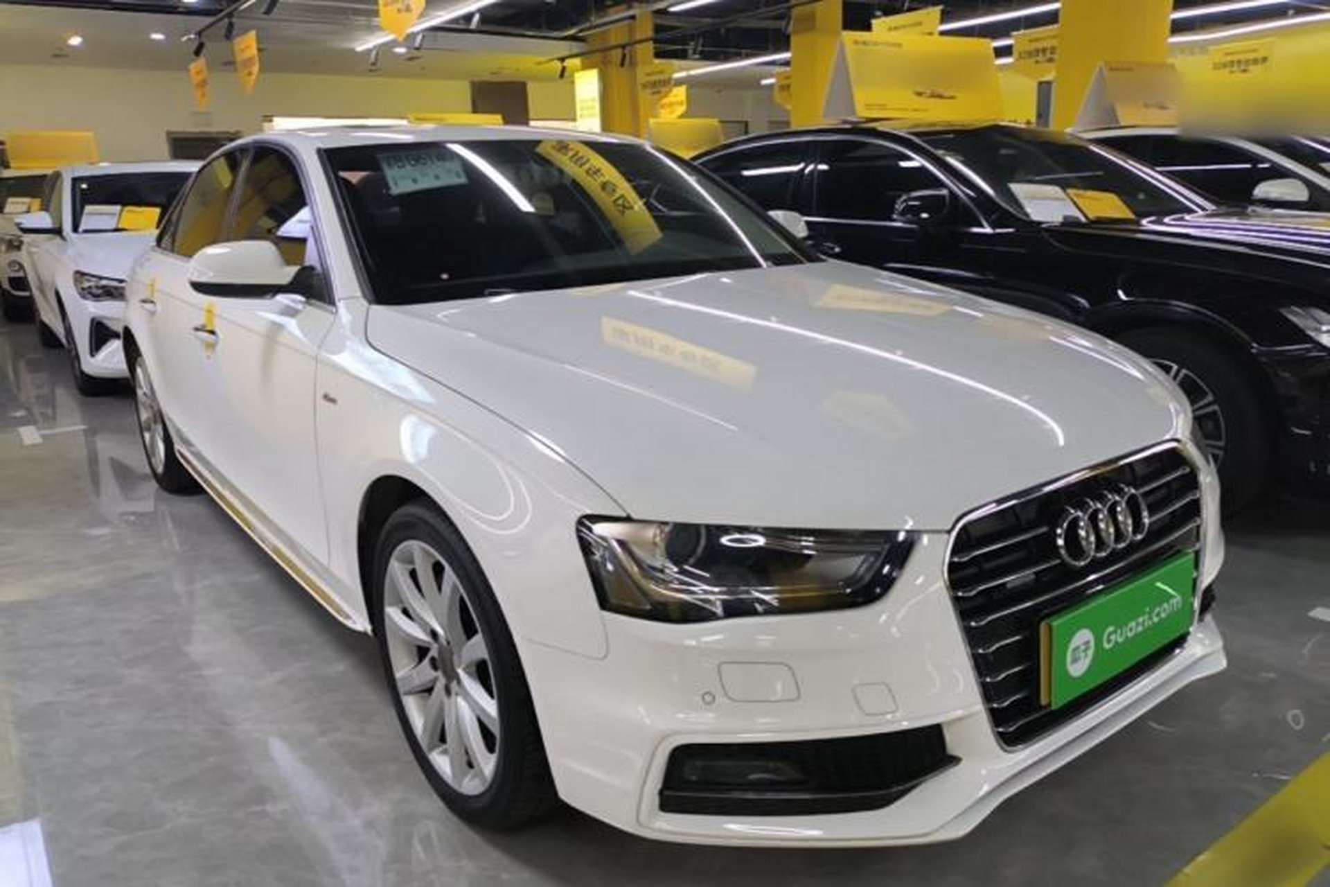 Used Audi A4L 2016 45 TFSI Collection Edition quattro Personalized Sports Model Front Right 45 Deg
