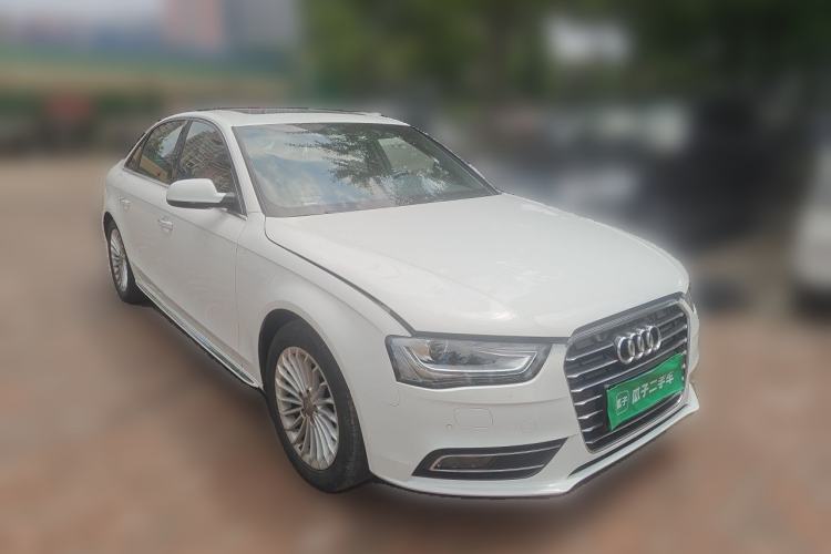 Used Audi A4L 2016 35 TFSI Automatic Comfort Model Front Right 45 Deg