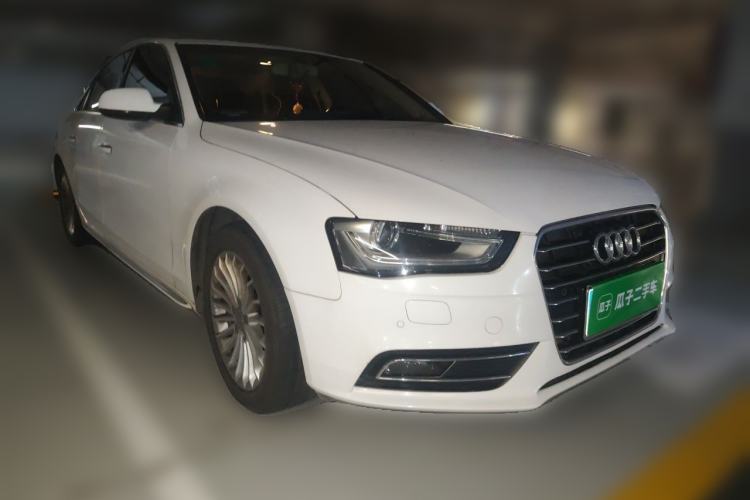 Used Audi A4L 2016 35 TFSI Collector's Edition Automatic Standard Model Front Right 45 Deg