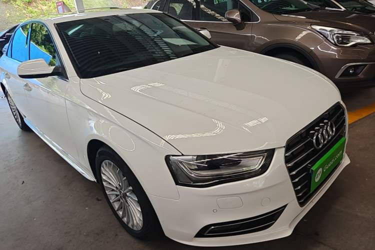 Used Audi A4L 2016 35 TFSI Collector's Edition Automatic Standard Model Front Right 45 Deg