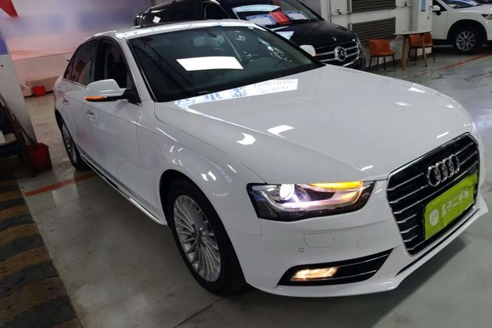 Used Audi A4L 2016 35 TFSI Collector's Edition Automatic Standard Model Front Right 45 Deg