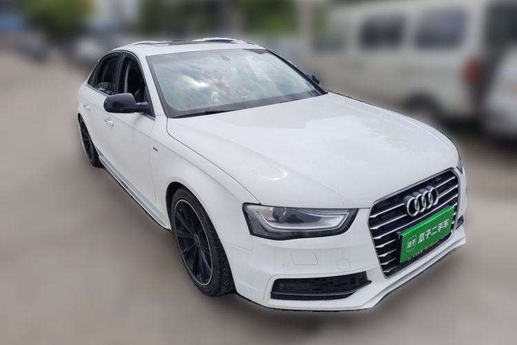 Used Audi A4L 2016 45 TFSI Collection Edition quattro Personalized Sports Model Front Right 45 Deg