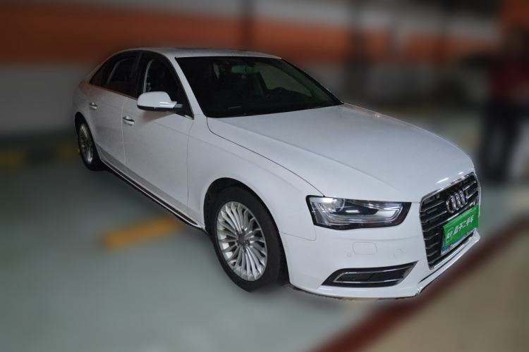 Used Audi A4L 2016 35 TFSI Automatic Comfort Model Front Right 45 Deg