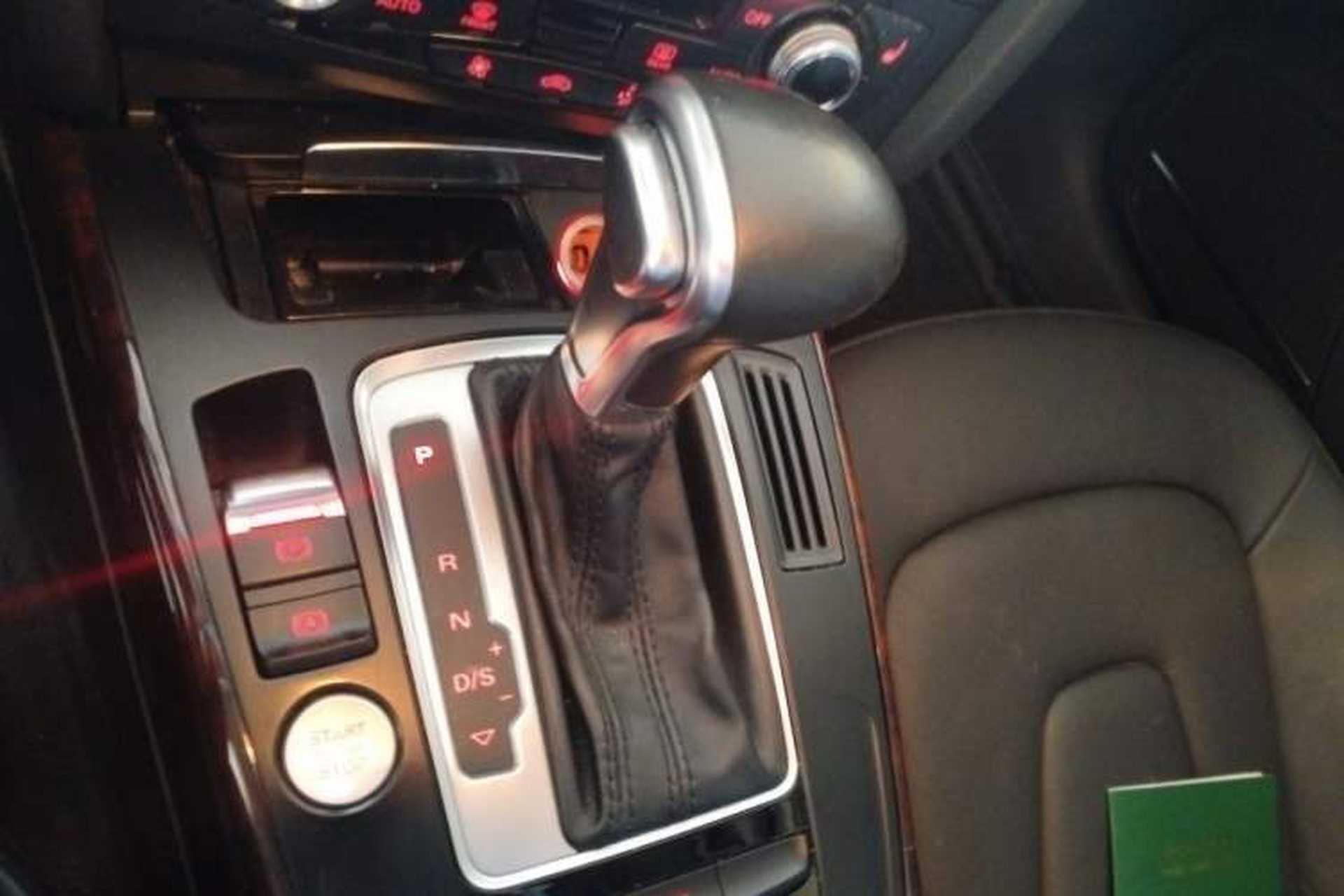 Used Audi A4L 2016 35 TFSI Collection Edition S line Comfort Model Gear Lever