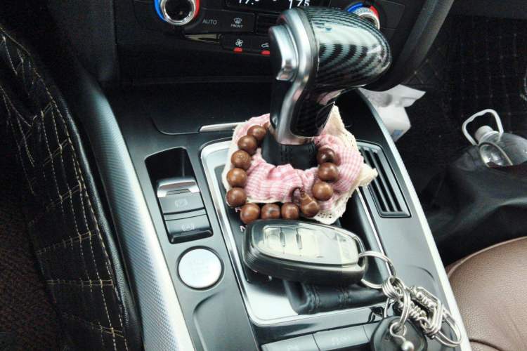 Used Audi A4L 2016 35 TFSI Collector's Edition Automatic Standard Model Gear Lever