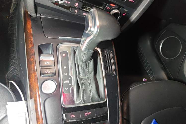 Used Audi A4L 2016 35 TFSI Collection Edition S line Comfort Model Gear Lever