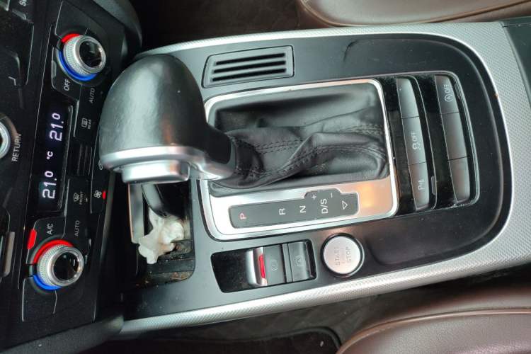 Used Audi A4L 2016 35 TFSI Collector's Edition Automatic Standard Model Gear Lever