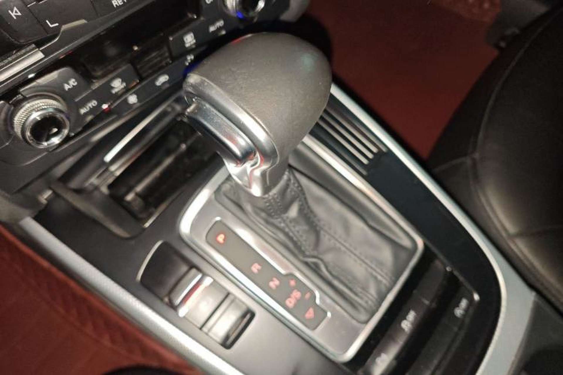 Used Audi A4L 2016 35 TFSI Automatic Standard Model Gear Lever