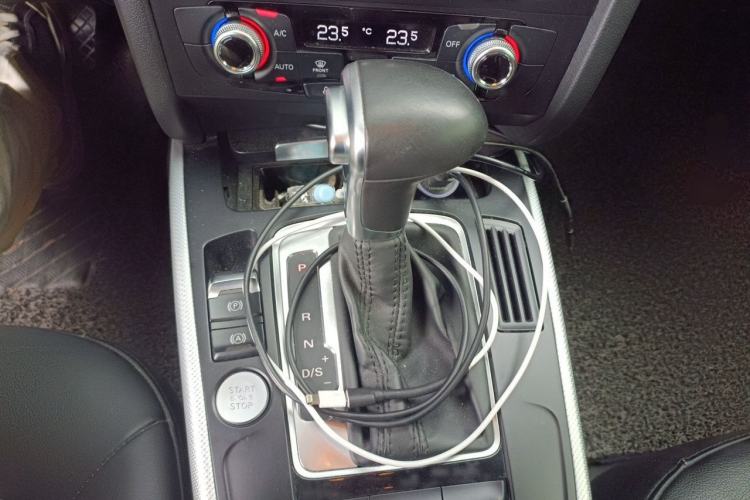 Used Audi A4L 2016 35 TFSI Collector's Edition Automatic Standard Model Gear Lever