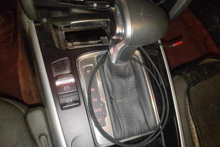 Used Audi A4L 2016 45 TFSI quattro Individual Sport Edition Gear Lever