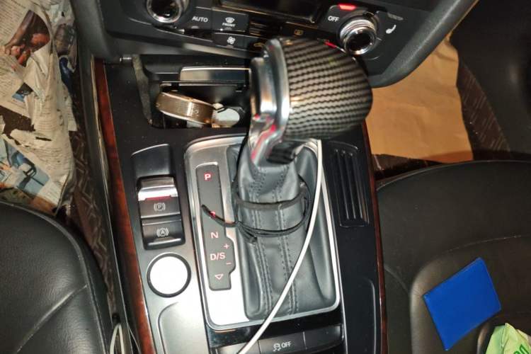 Used Audi A4L 2016 35 TFSI Collection Edition S line Comfort Model Gear Lever