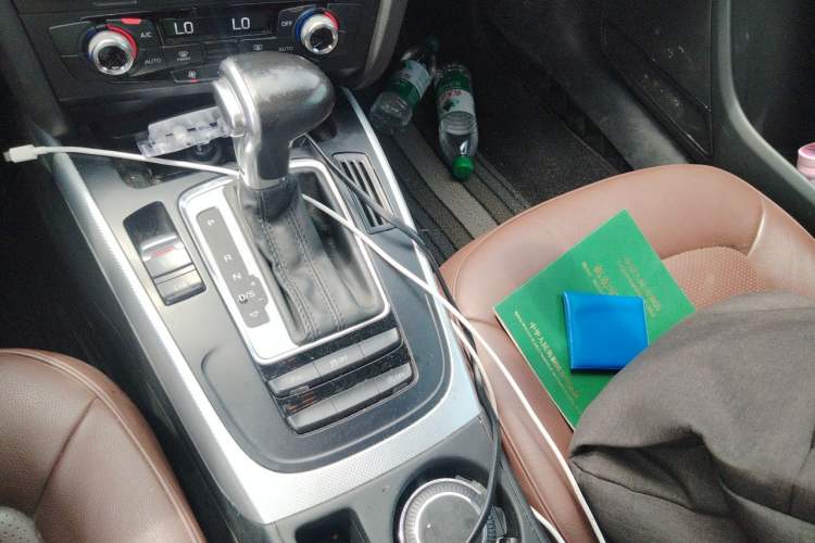 Used Audi A4L 2016 35 TFSI Automatic Standard Model Gear Lever