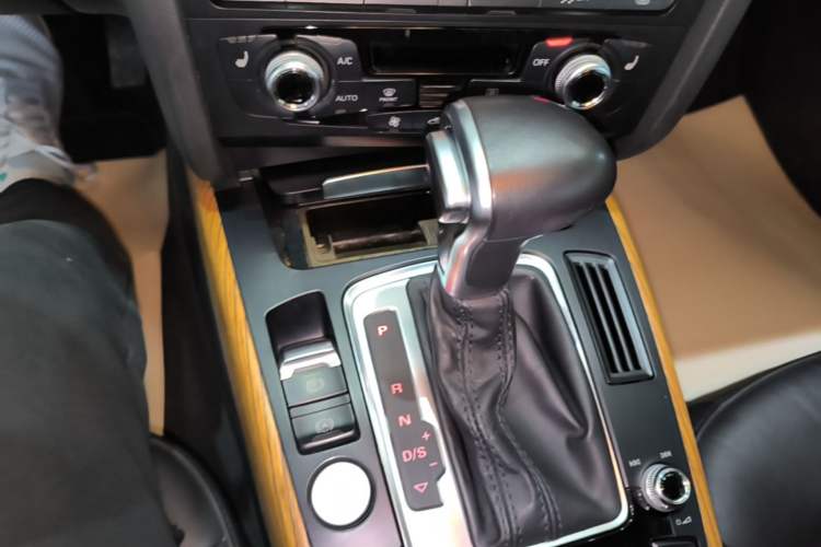 Used Audi A4L 2016 35 TFSI Collection Edition S line Luxury Model Gear Lever