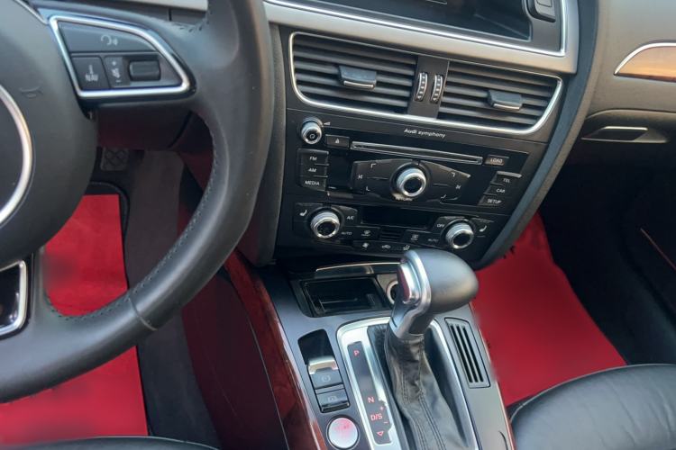 Used Audi A4L 2016 35 TFSI Automatic Comfort Model Gear Lever