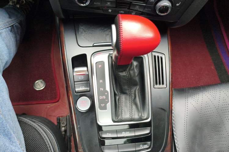 Used Audi A4L 2016 35 TFSI Collection Edition S line Comfort Model Gear Lever