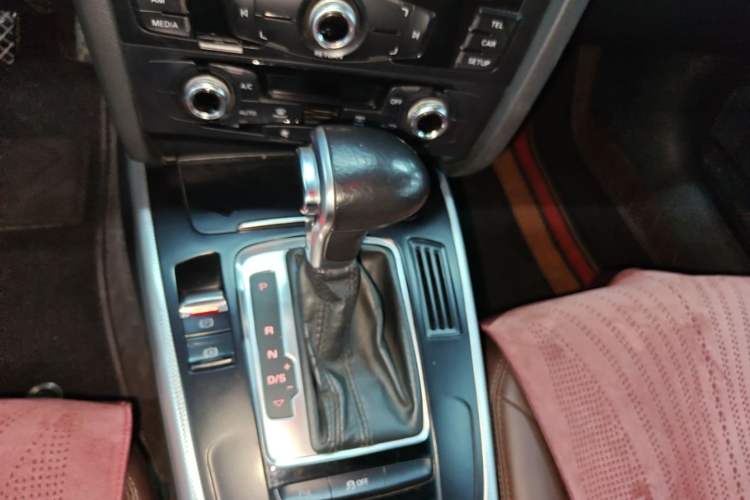 Used Audi A4L 2016 35 TFSI Automatic Standard Model Gear Lever