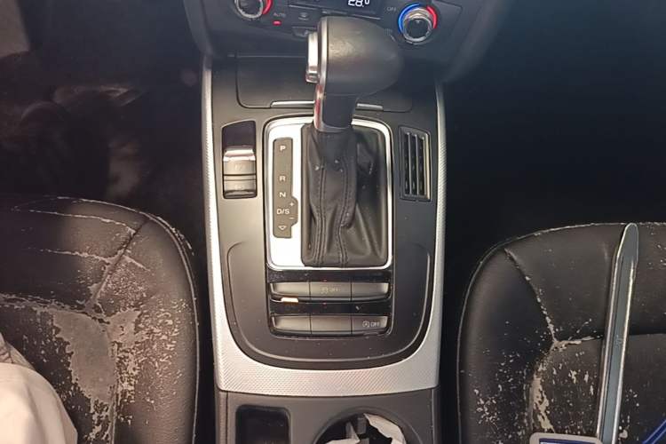Used Audi A4L 2016 35 TFSI Automatic Standard Model Gear Lever