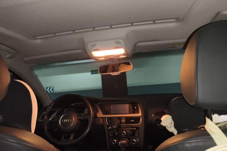 Used Audi A4L 2016 35 TFSI Automatic Comfort Model Headliner
