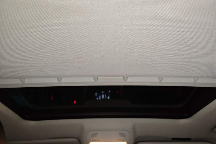 Used Audi A4L 2016 35 TFSI Collection Edition S line Comfort Model Headliner