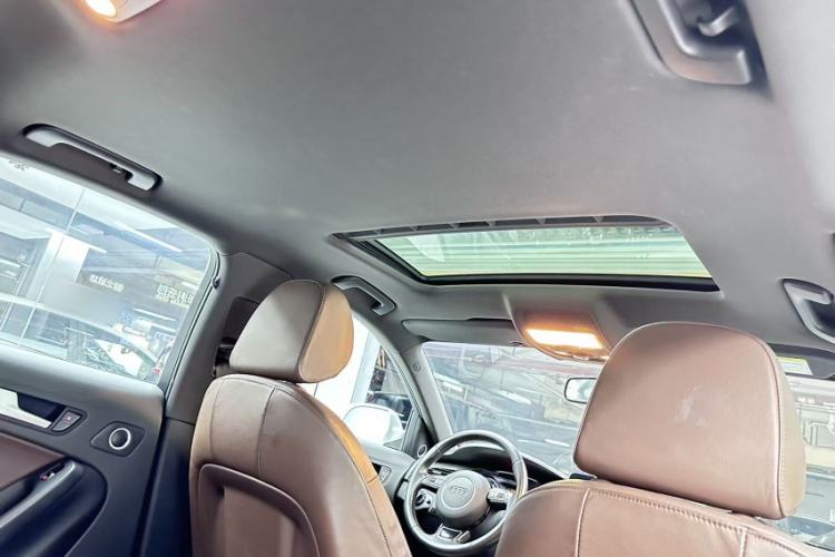 Used Audi A4L 2016 35 TFSI Collection Edition S line Comfort Model Headliner