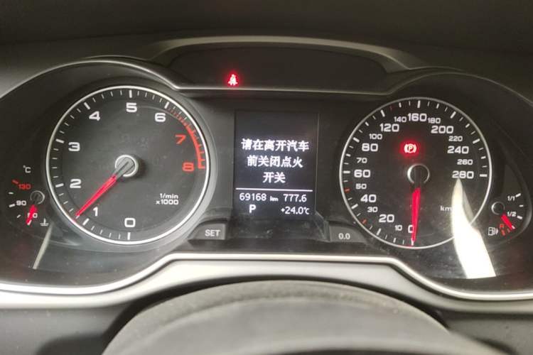 Used Audi A4L 2016 35 TFSI Collector's Edition Automatic Standard Model Instrument Cluster