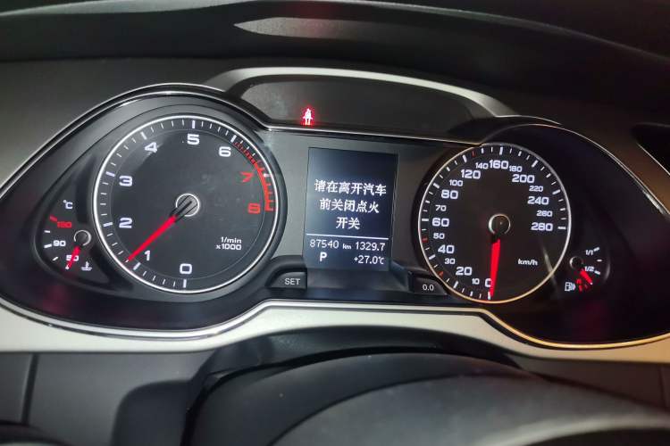 Used Audi A4L 2016 35 TFSI Collector's Edition Automatic Standard Model Instrument Cluster