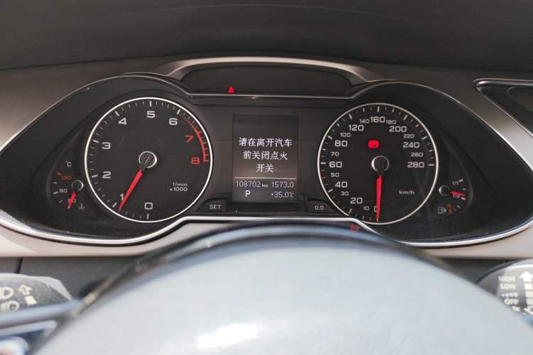 Used Audi A4L 2016 35 TFSI Automatic Comfort Model Instrument Cluster