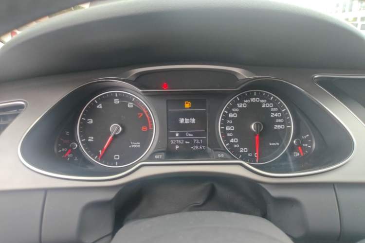 Used Audi A4L 2016 35 TFSI Collector's Edition Automatic Standard Model Instrument Cluster