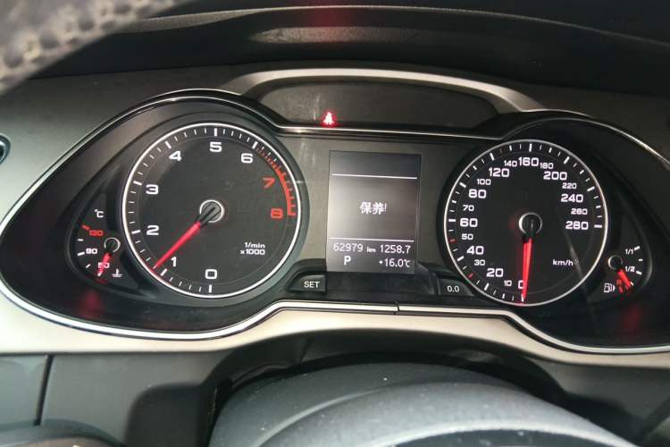 Used Audi A4L 2016 35 TFSI Collector's Edition Automatic Standard Model Instrument Cluster