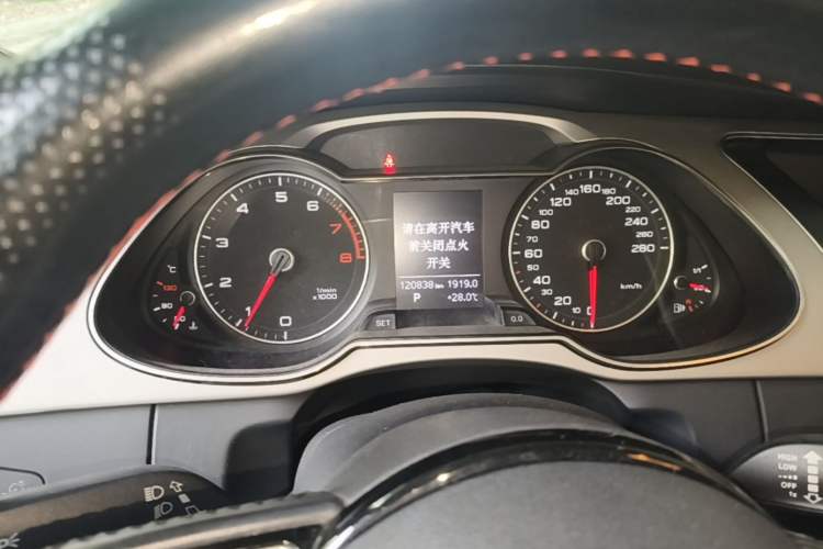 Used Audi A4L 2016 35 TFSI Collector's Edition Automatic Standard Model Instrument Cluster