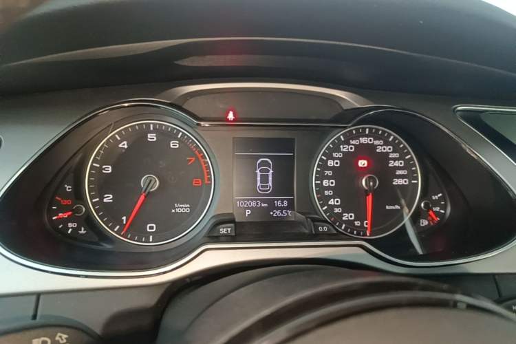 Used Audi A4L 2016 35 TFSI Collector's Edition Automatic Standard Model Instrument Cluster