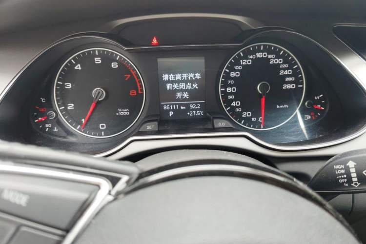 Used Audi A4L 2016 35 TFSI Collector's Edition Automatic Standard Model Instrument Cluster