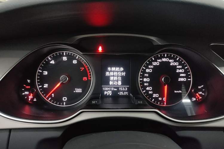 Used Audi A4L 2016 35 TFSI Automatic Comfort Model Instrument Cluster